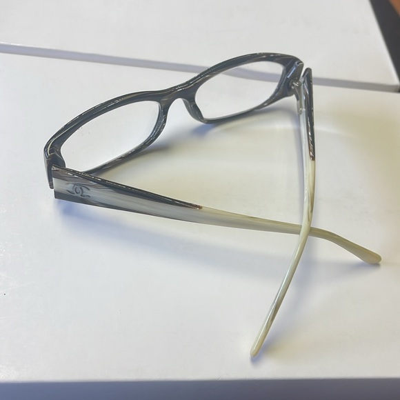 Chanel glasses - Picture 5 of 8